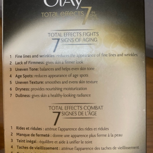 New Olay total effects 7 - Picture 3 of 6